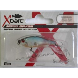 ESCA ARTIFICIALE X-BAIT SHAD 40MM 2,5GR SUSPENDING SHALLOW RUNNING COL. XB GHOST BLUE SHAD